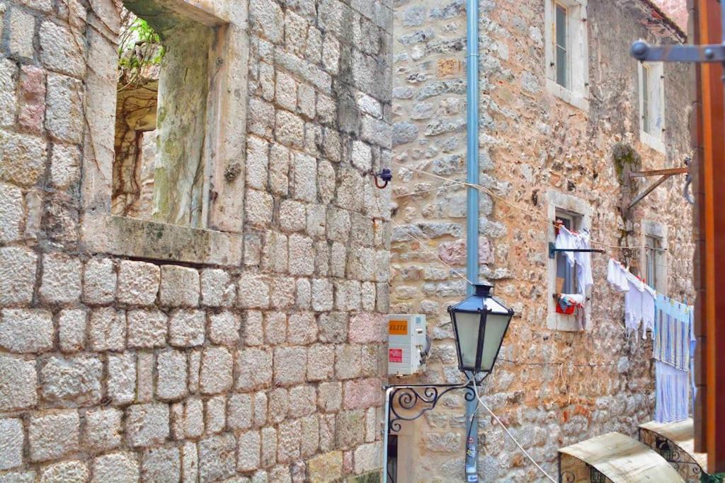 Apartment Amigo 2 Old Town كوتور المظهر الخارجي الصورة