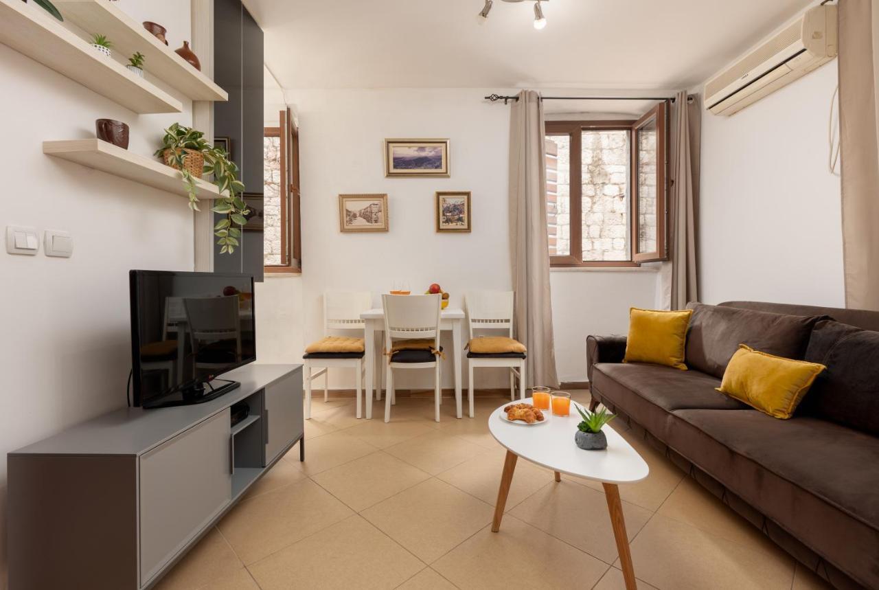 Apartment Amigo 2 Old Town كوتور المظهر الخارجي الصورة