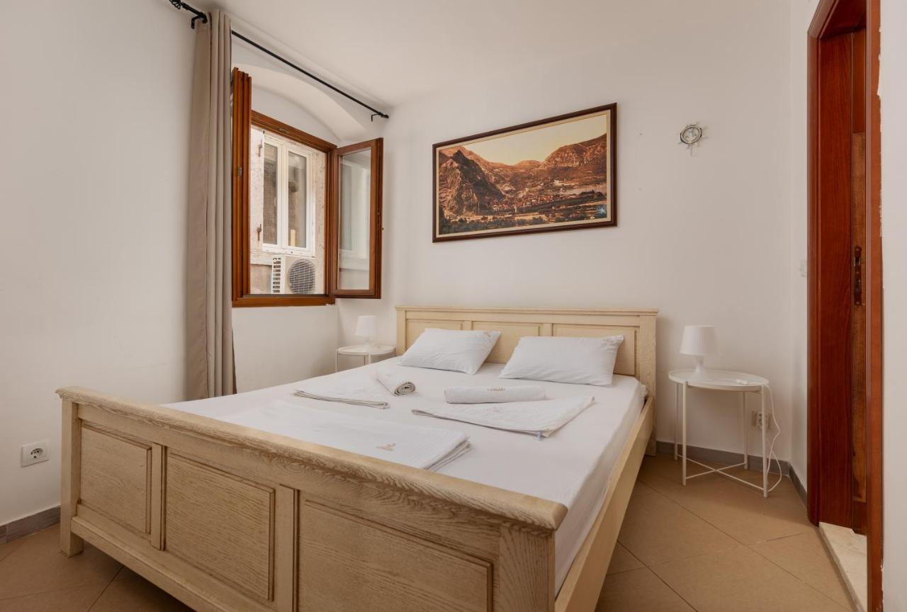 Apartment Amigo 2 Old Town كوتور المظهر الخارجي الصورة